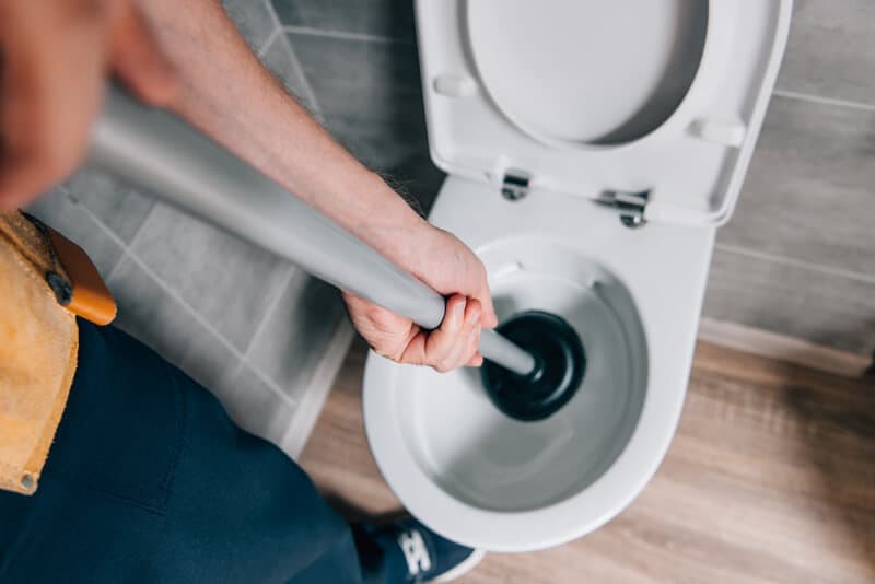Desatascar bajantes WC servicio Urgente Aseguramos el mejor precio  profesionalidad y rapidez